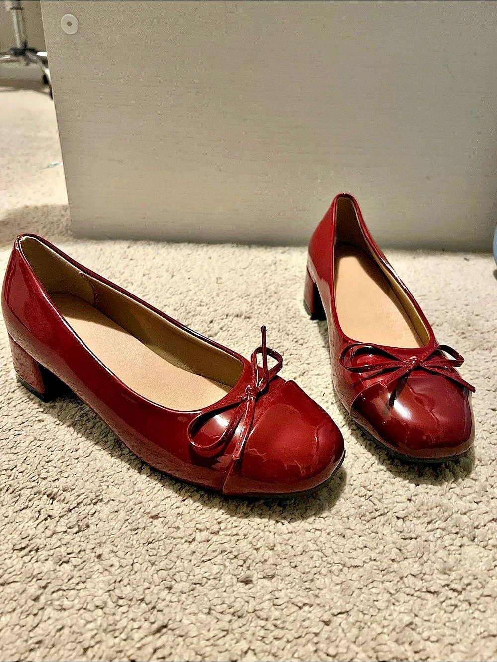 Patent Bow Heels in Red Like New